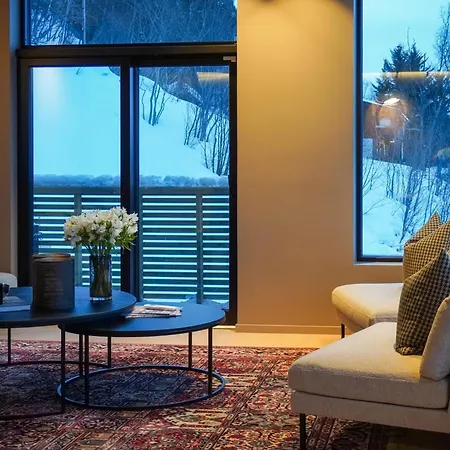 Coastal Retreat 3 Bedroom Haven * Tromso