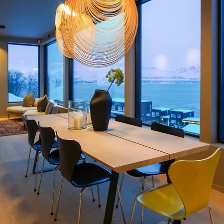 Villa Coastal Retreat 3 Bedroom Haven *